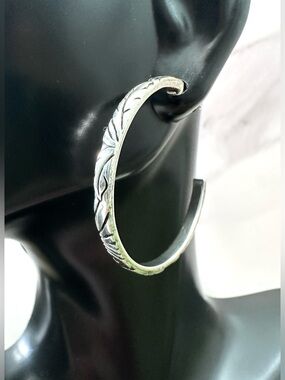 🤍Silver Etched Hoop Earrings